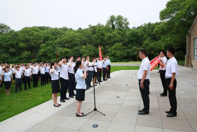 首页| 尊龙集团中国官方网站